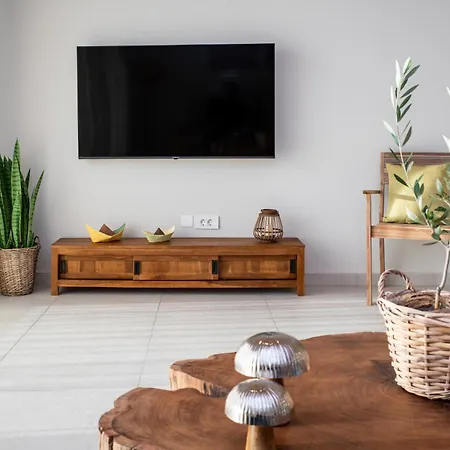 Armeno Вилла Влахата